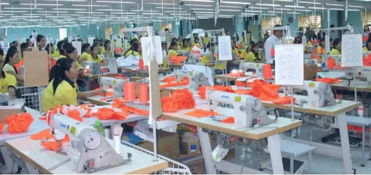 柬埔寨纺织业危机 400万工人的生存与医疗困境